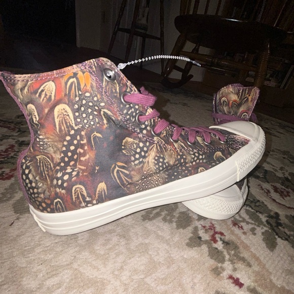 Converse Chuck Taylor - Picture 2 of 8